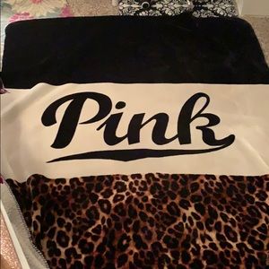 Pink cheetah print blanket